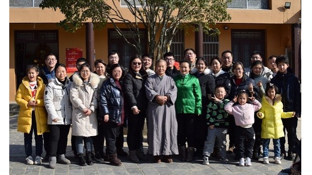 南京j9.com真人游戏第一品牌全体员工及部分家属合照